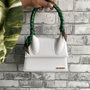 Jacquemus Le Grand Chiquito